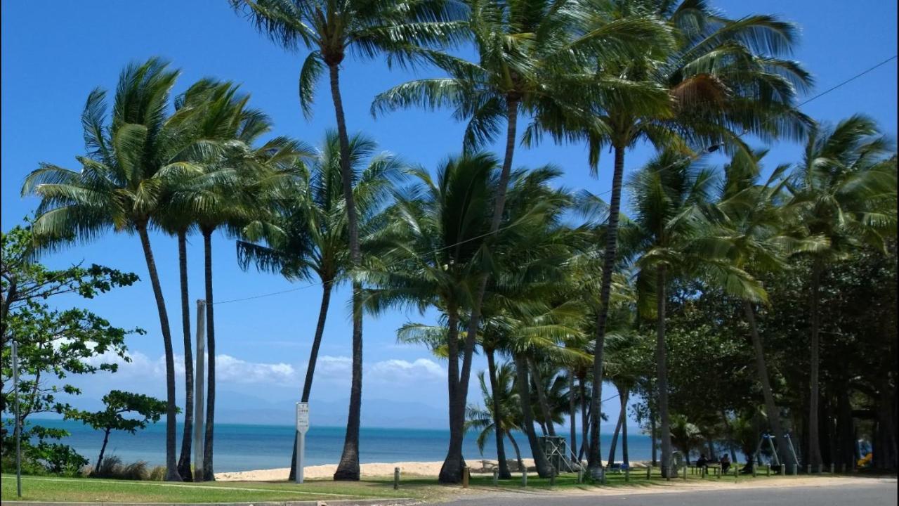 Beachside Cottage - A Private Peaceful Hidden Gem 50M To Beach Nelly Bay Экстерьер фото